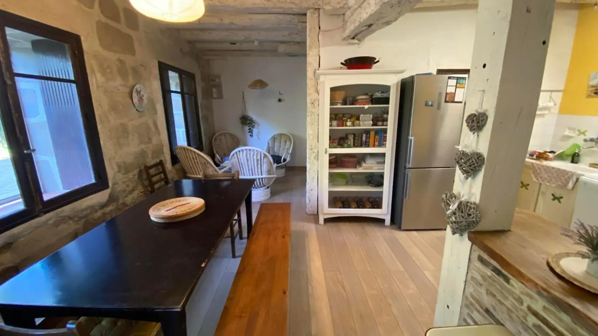 Vakantiehuis Beautiful Large Country House 4 Bedrooms Teyssode