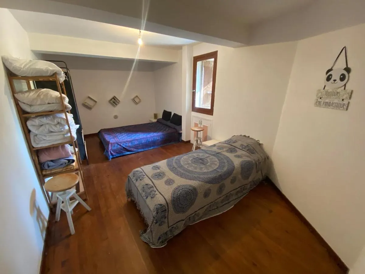 Beautiful Large Country House 4 Bedrooms Teyssode 0*,  Frankrijk
